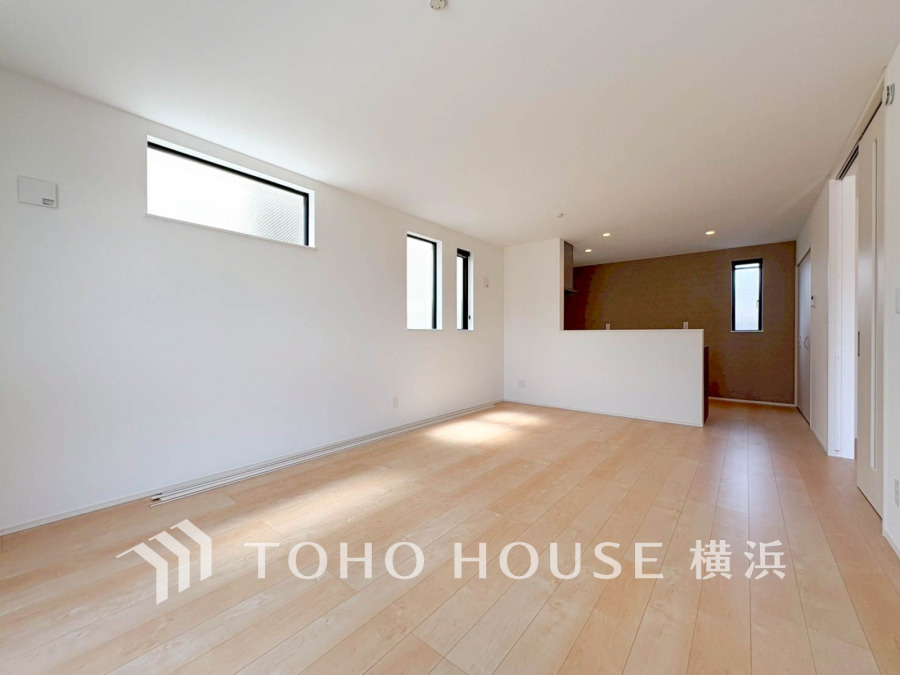 一日の中で多くの時間を過ごすことになる住まいだからこそ、いつも穏やかな空間であるように心掛けています。構成する建材などへの配慮が、住まう方の健康を守ります。