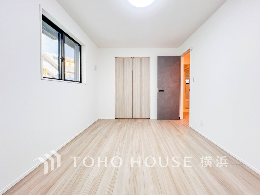 感性を育むプライベートルームはシンプルでスマートな空間。好みの空間で読書をしたり、音楽を聞いたりと一人の時間も充実したものにできます。