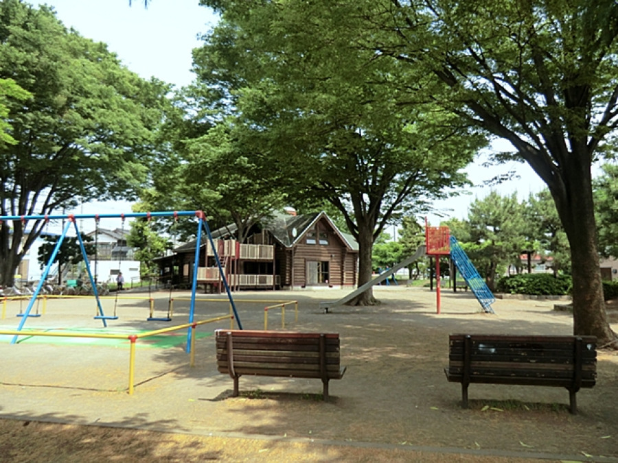 いずみ台公園　約600ｍ
