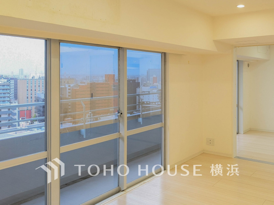 ご家族やお客様との時間など、多くの時を刻む空間。何気なく過ぎる時でさえも上質なひと時となる快適な空間を目指して。