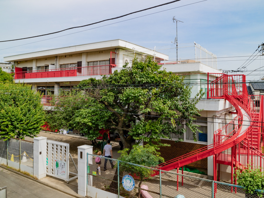 認定こども園 若葉幼稚園　約800ｍ
