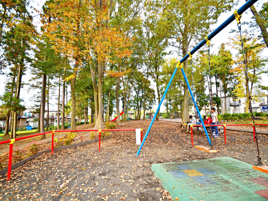 下和泉公園　約260ｍ