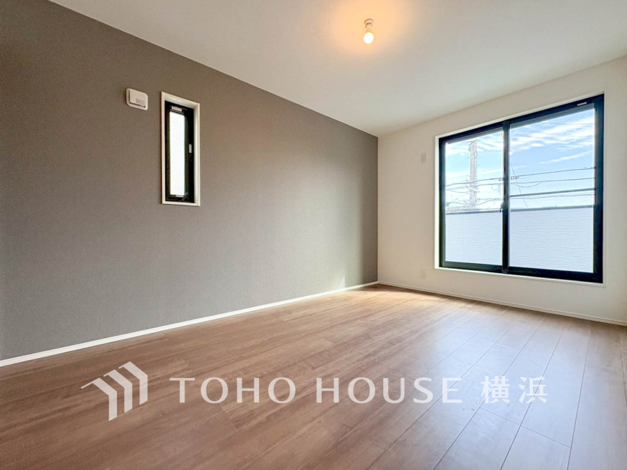 穏やかな寛ぎを届ける上質仕様のゆとりあるお部屋。自分時間を充実させながら心豊かにできるプライベート空間。