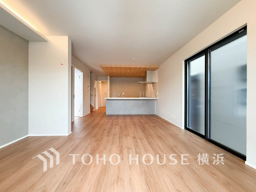 一日の中で多くの時間を過ごすことになる住まいだからこそ、いつも穏やかな空間であるように心掛けています。構成する建材などへの配慮が、住まう方の健康を守ります