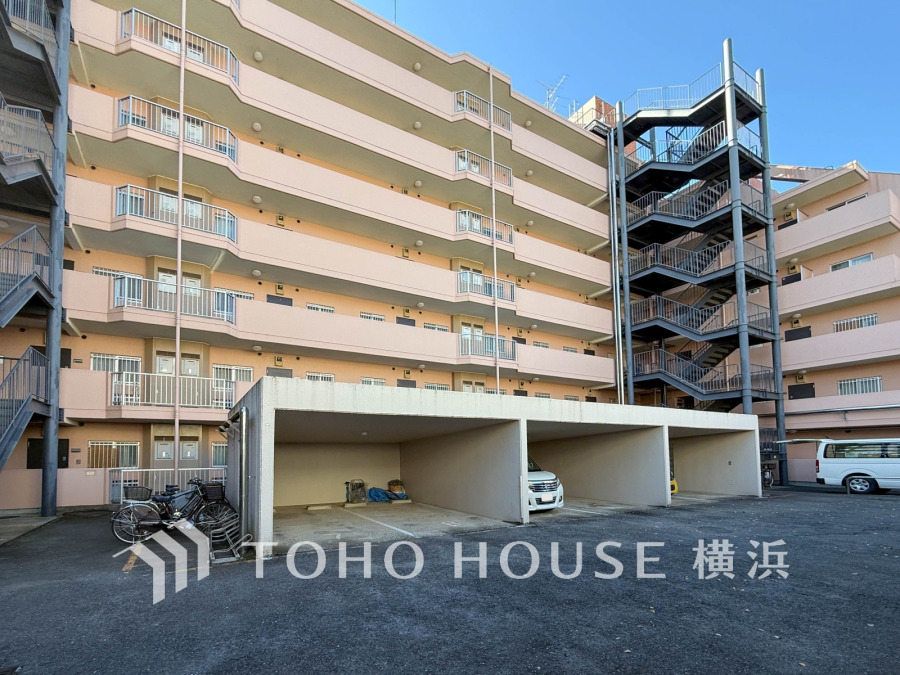 時間のゆとりと空間、爽やかな陽光がもたらす光と風を贅沢なまでに感じる暮らしが始まります。
