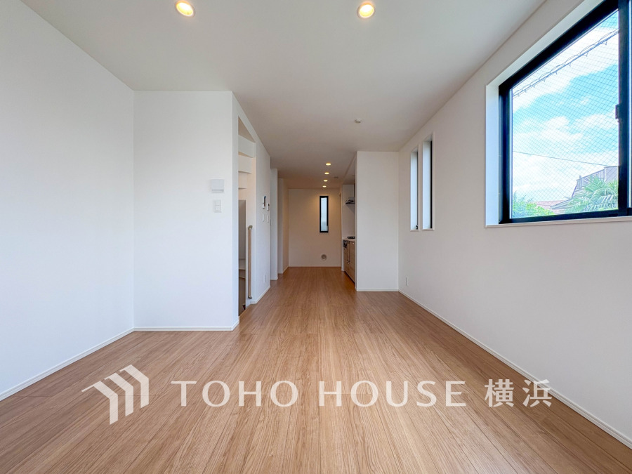 ご家族やお客様との時間など、多くの時を刻む空間。何気なく過ぎる時でさえも上質なひと時となる快適な空間を目指して。