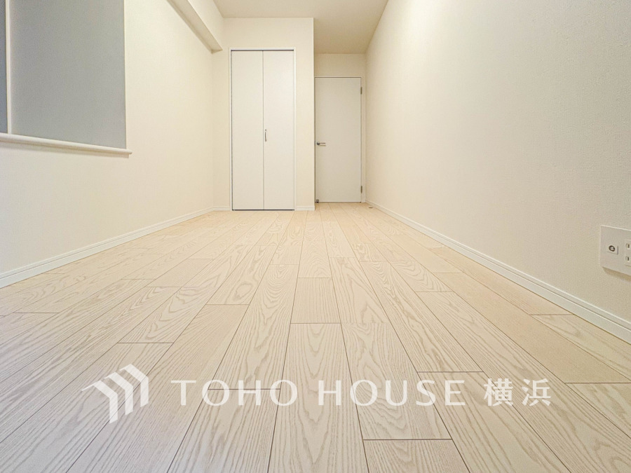 快適に過ごす条件は、一人ひとり違います。飾リ過ぎないシンプルな内装と偏り過ぎないデザインで統一しております。居住していく中でオーナー様だけの【マイホーム】に創り上げて下さい。