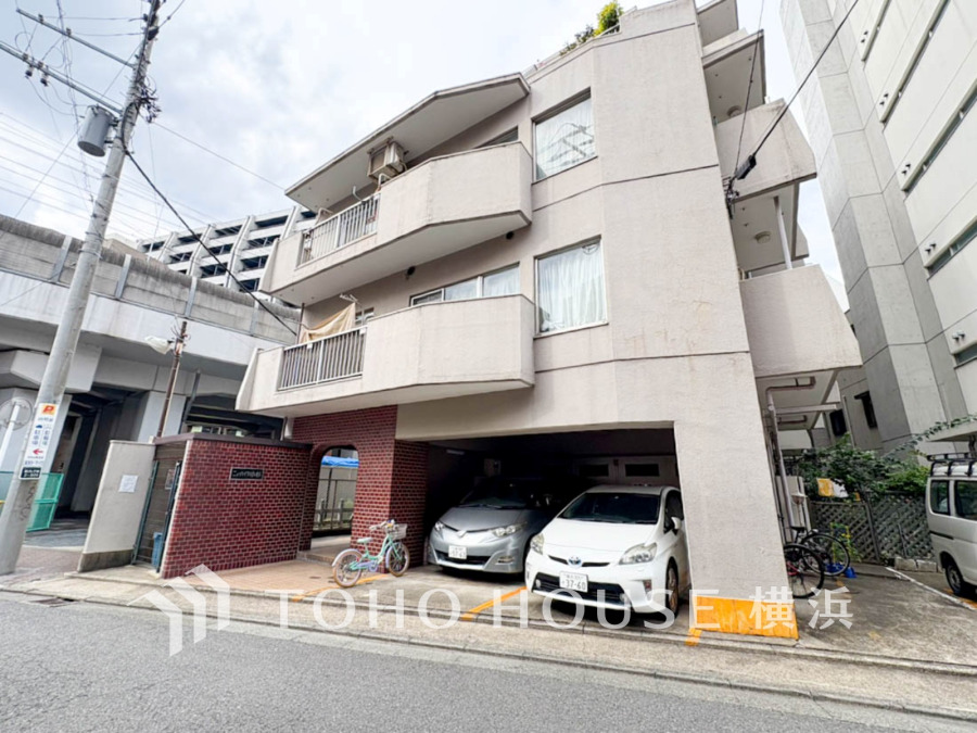 時間のゆとりと空間、爽やかな陽光がもたらす光と風を贅沢なまでに感じる暮らしが始まります。