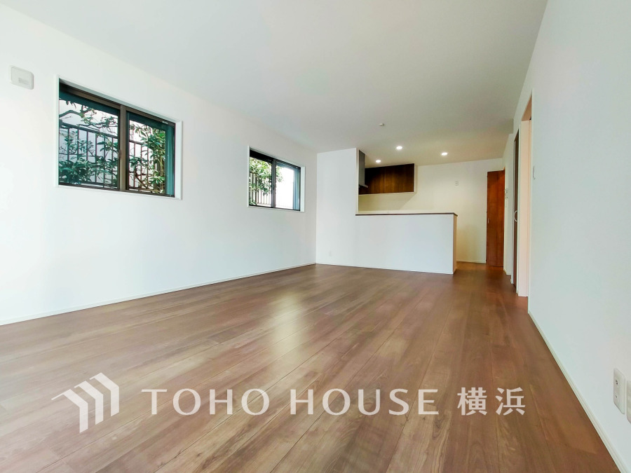 たくさんの想いが美しいカタチに彩られた時、そこにはひと時のくつろぎが生まれ、ゆっくりと愛着が育まれていきます。