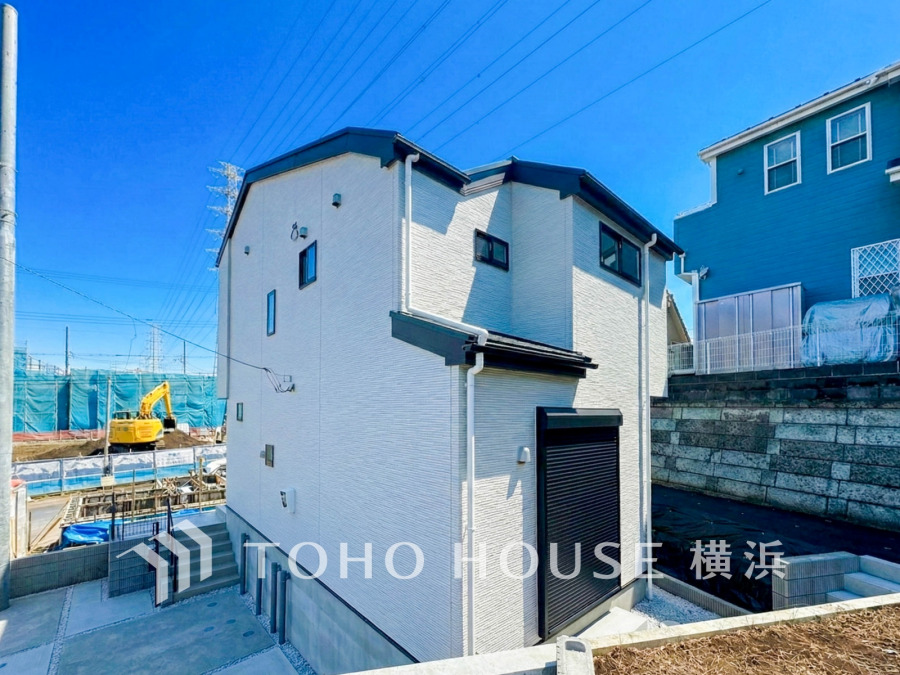 陽当たり良好な新築戸建て。開放感あふれる立地で、快適な暮らしを実現します。