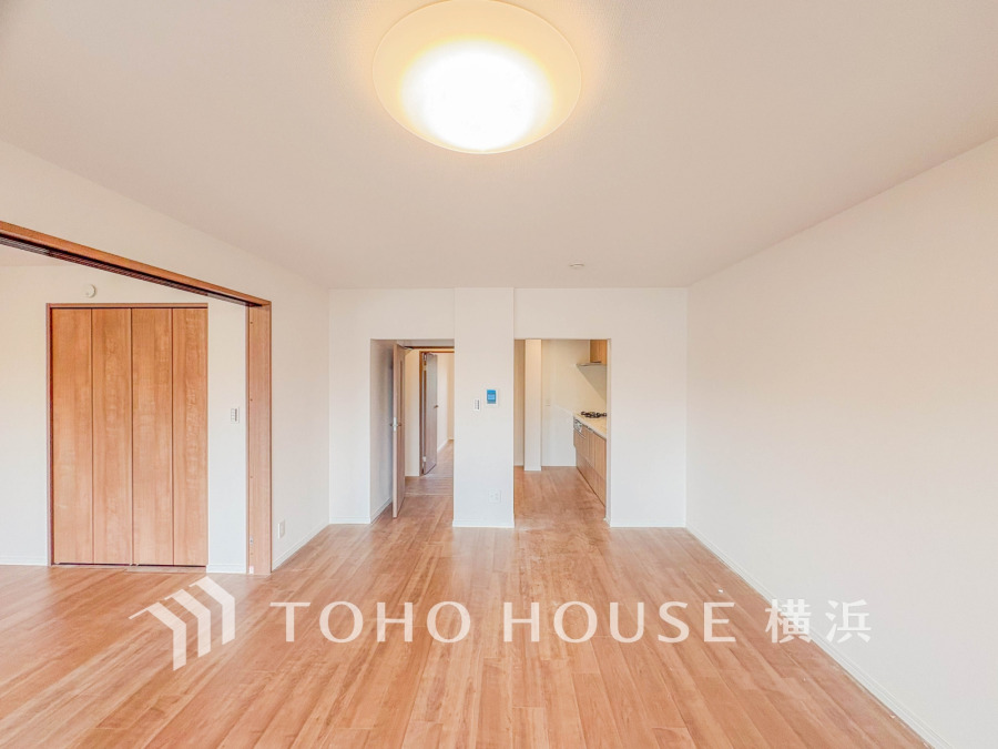 ご家族やお客様との時間など、多くの時を刻む空間。何気なく過ぎる時でさえも上質なひと時となる快適な空間を目指して。
