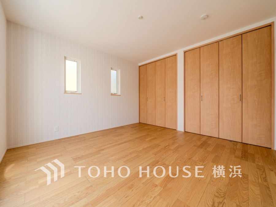 穏やかな寛ぎを届ける上質仕様のゆとりあるお部屋。自分時間を充実させながら心豊かにできるプライベート空間。