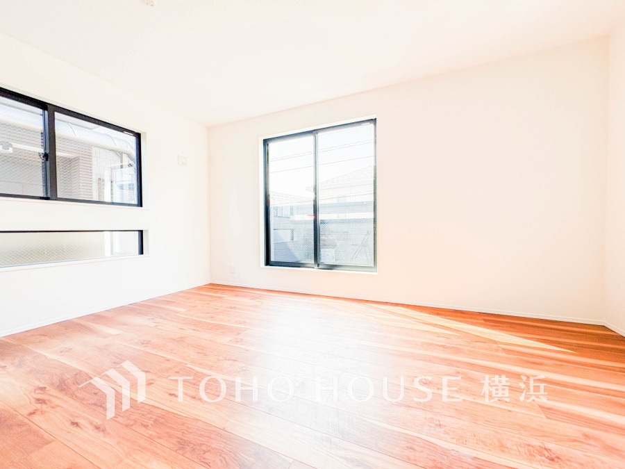 ご家族やお客様との時間など、多くの時を刻む空間。何気なく過ぎる時でさえも上質なひと時となる快適な空間を目指して。