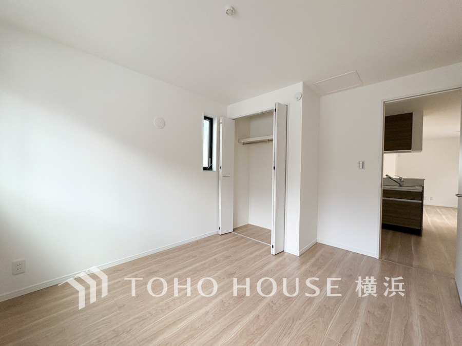 お子様のスタディ空間として、あるいは書斎やホビールームとして生活スタイルに合わせて使えるプライベートルーム。お好みのインテリアでお気に入りの空間に仕上げてください。