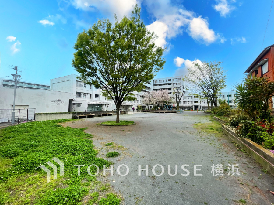 滝頭第二公園…約300ｍ