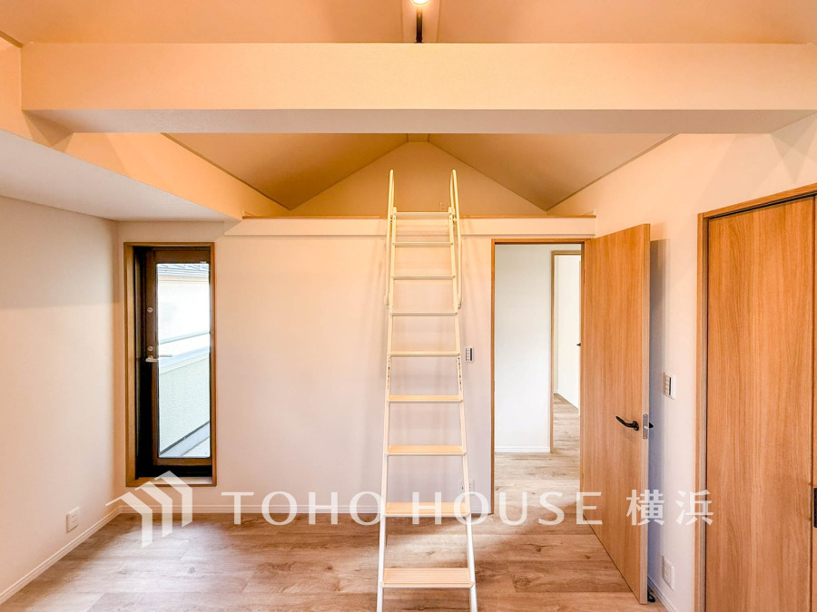 遊び心をくすぐるロフトを完備。お子様の遊び場、収納、趣味のお部屋など、お客様好みの空間に作り上げてください。