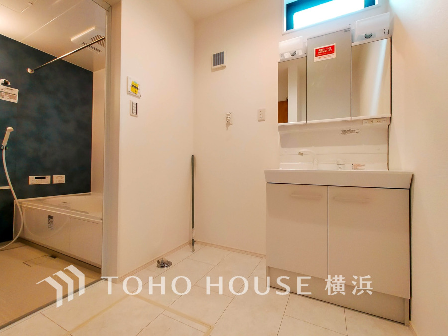 一日の始まりと終わりを心地よく演出してくれる、多彩な機能が備えられたパウダールーム。心地よいリフレッシュ空間です。