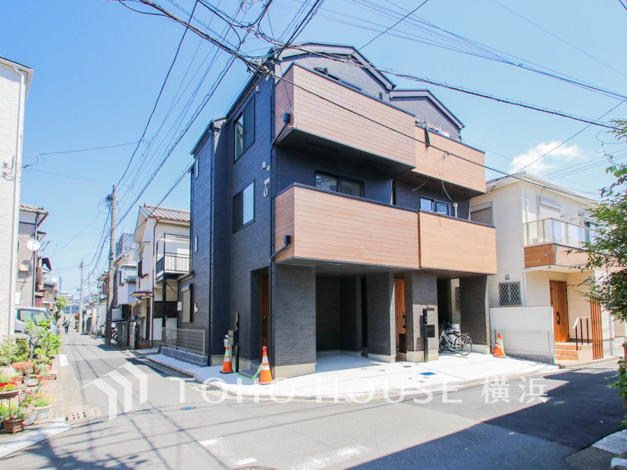 ここから始まる「日常」はご家族にとって大切で貴重な時間。少しでも豊かに、少しでも快適に。そんな想いから生まれた本邸宅は、これから先のお住まいをきっと支えてくれるはずです。