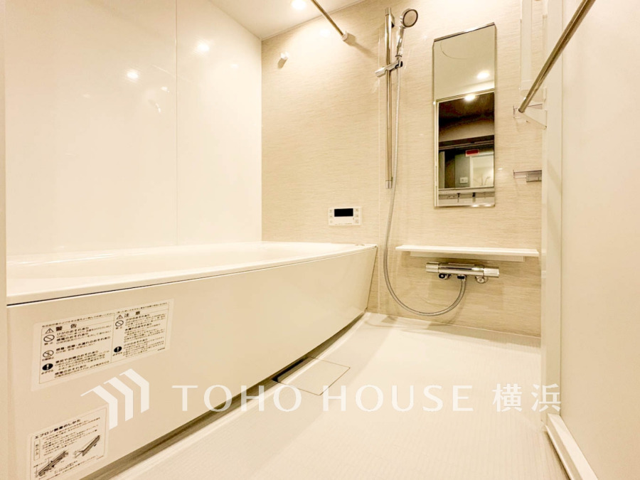 1日の疲れを取り心身を癒すことができる住まいの中のリラクゼーション空間、リラックスできるよう優しいカラーをチョイスしました。時を忘れるほどのんびりできる空間に。