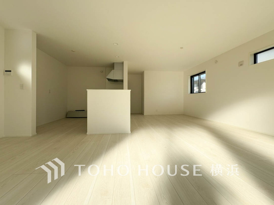 たくさんの想いが美しいカタチに彩られた時、そこにはひと時のくつろぎが生まれ、ゆっくりと愛着が育まれていきます。