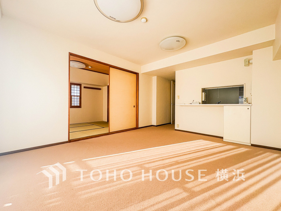 ご家族やお友達との時間など、多くの時を刻む空間。何気なく過ぎる時でさえも上質なひと時となる快適な空間を目指して。