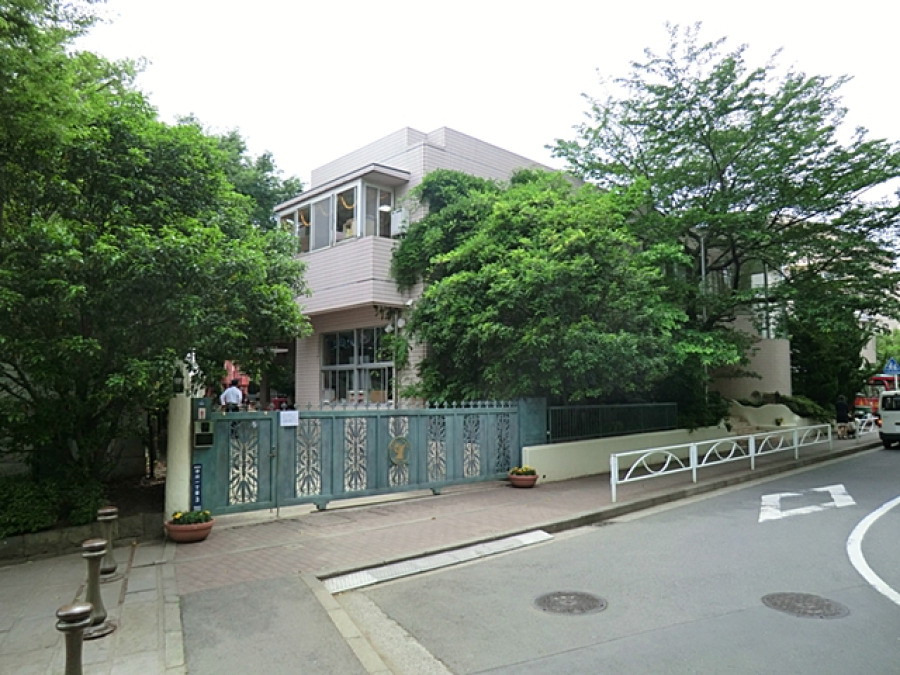 金の星幼稚園　約260ｍ