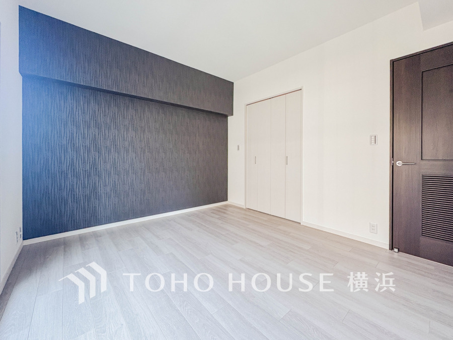 1日の疲れを癒し、心地よく寛げるようゆったりとした広さを確保しています。プライベートタイムをより優雅に穏やかに…。落ち着いた雰囲気を紡ぎます