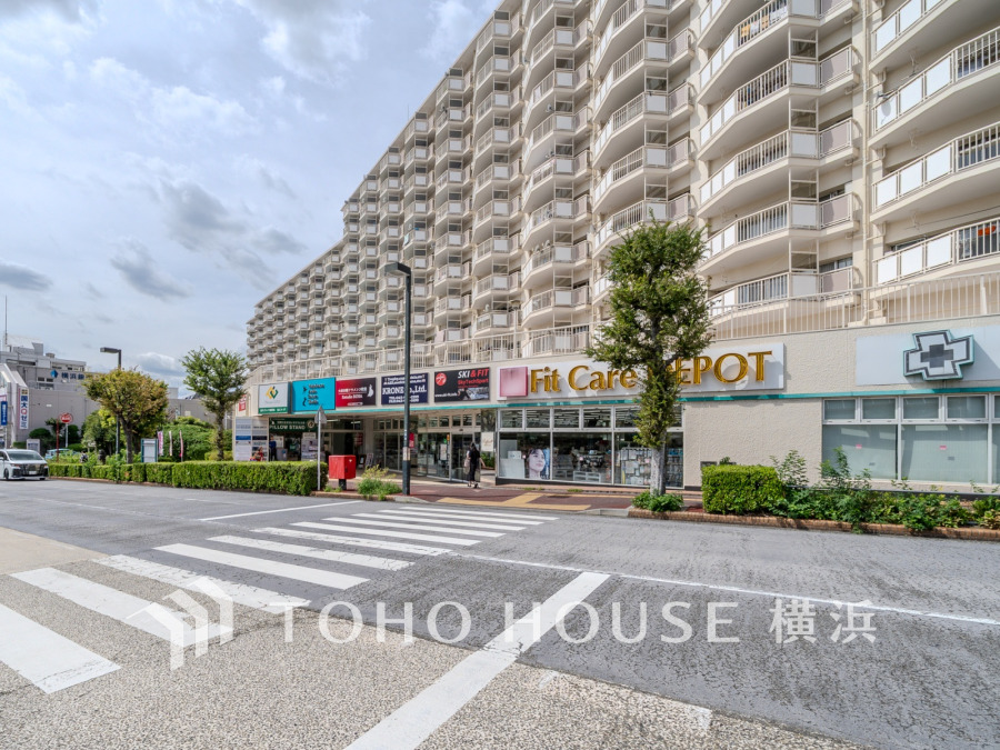 Fit Care DEPOT市ヶ尾店まで　約900ｍ