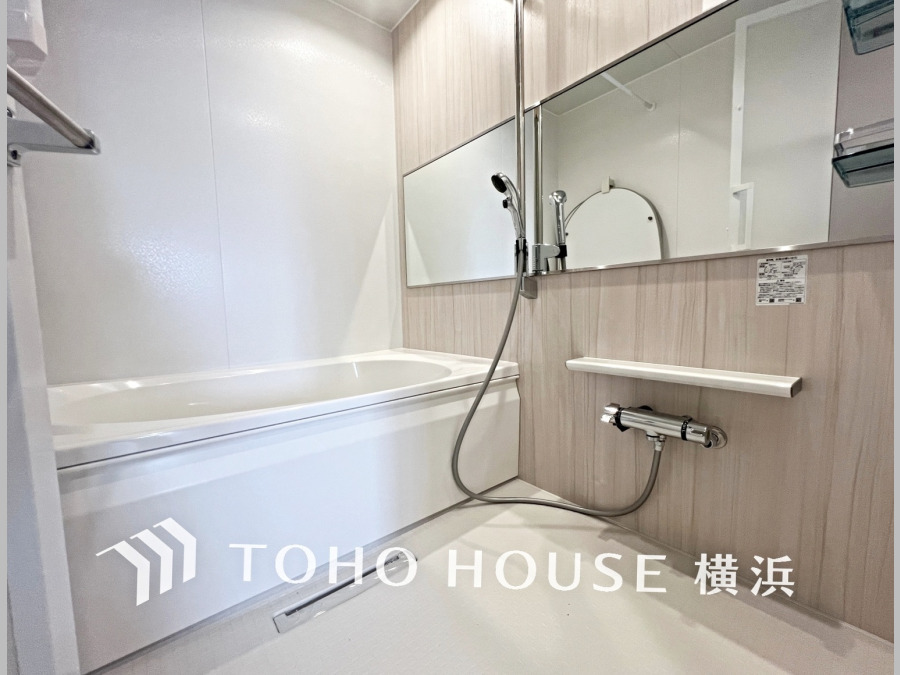 1日の疲れを取り心身を癒すことができる住まいの中のリラクゼーション空間、リラックスできるよう優しいカラーをチョイスしました。時を忘れるほどのんびりできる空間に。