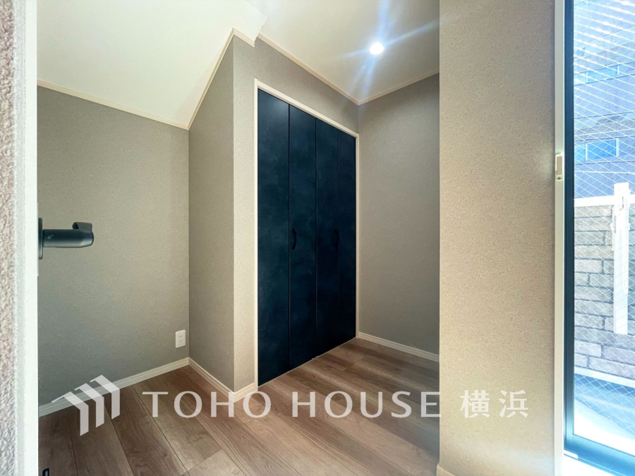 暮らし心地を大きく左右する収納を、適材適所に配置し使い勝手を考慮しました。空間を余すところなく有効利用した収納は生活空間をより上質なものにしてくれるでしょう。