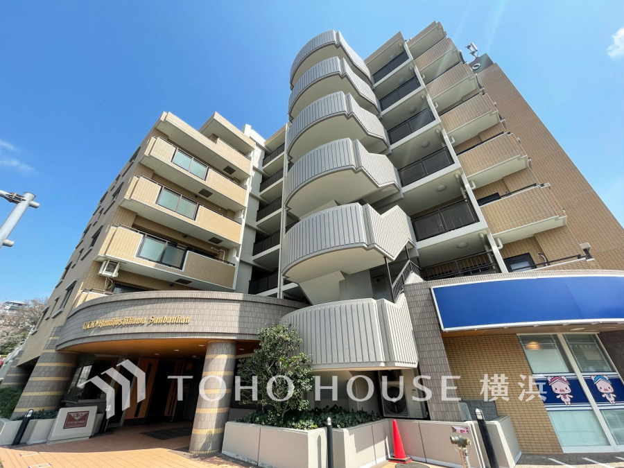 時間のゆとりと空間、爽やかな陽光がもたらす光と風を贅沢なまでに感じる暮らしが始まります。
