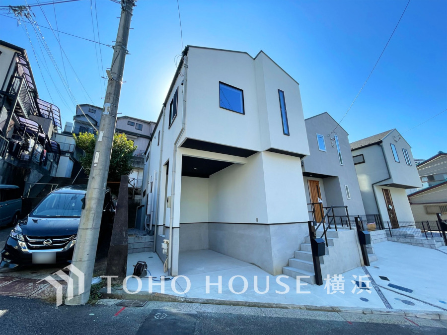 単に見た目や質感の良さだけではなく、建物の基礎や構造といった、目には見えにくい部分にもこだわります。住まいの本質の部分から、住み心地や安全性も大切にしたお住まいです。