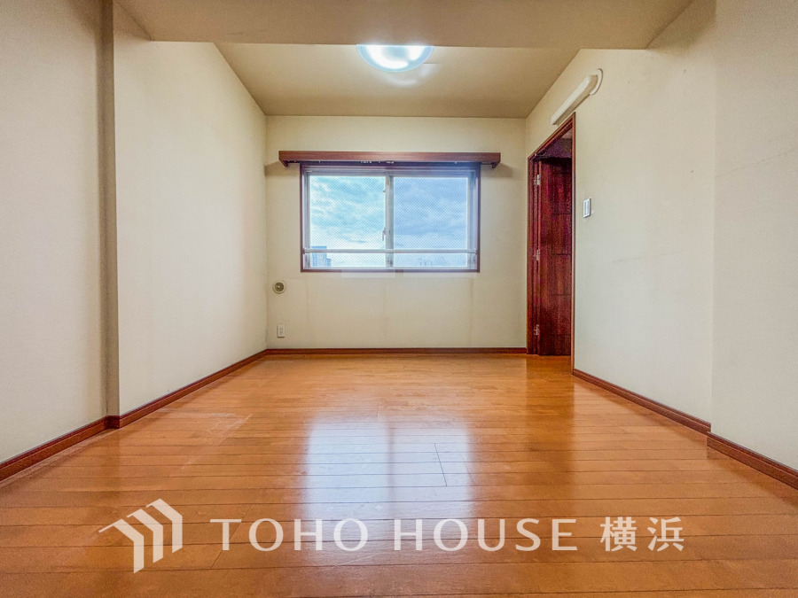 穏やかな寛ぎを届ける上質仕様のゆとりあるお部屋。自分時間を充実させながら心豊かにできるプライベート空間。
