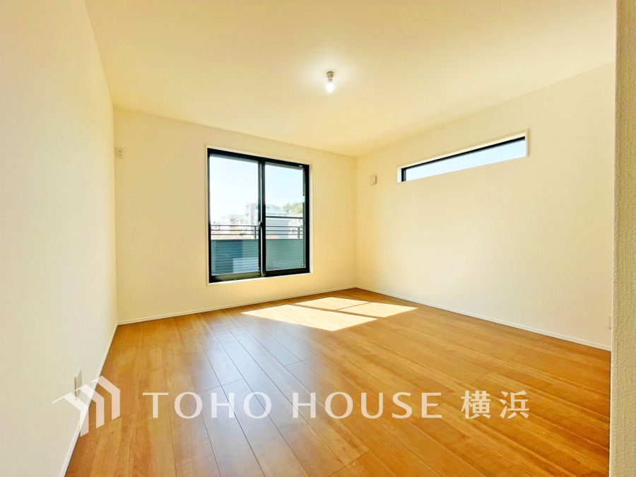 家族一人ひとりの大切なプライベート空間。趣味・感性で個性的に飾って頂けるようシンプルに仕上げてあります。自分時間を充実させながら心豊かなひとときを過ごすための大切な空間。