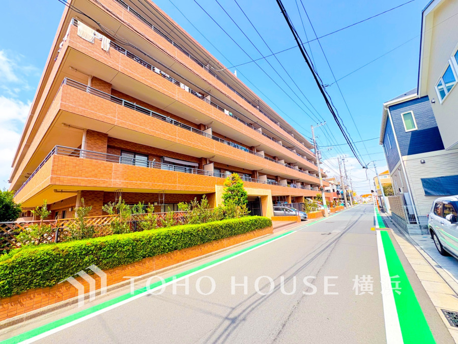 時間のゆとりと空間、爽やかな陽光がもたらす光と風を贅沢なまでに感じる暮らしが始まります。
