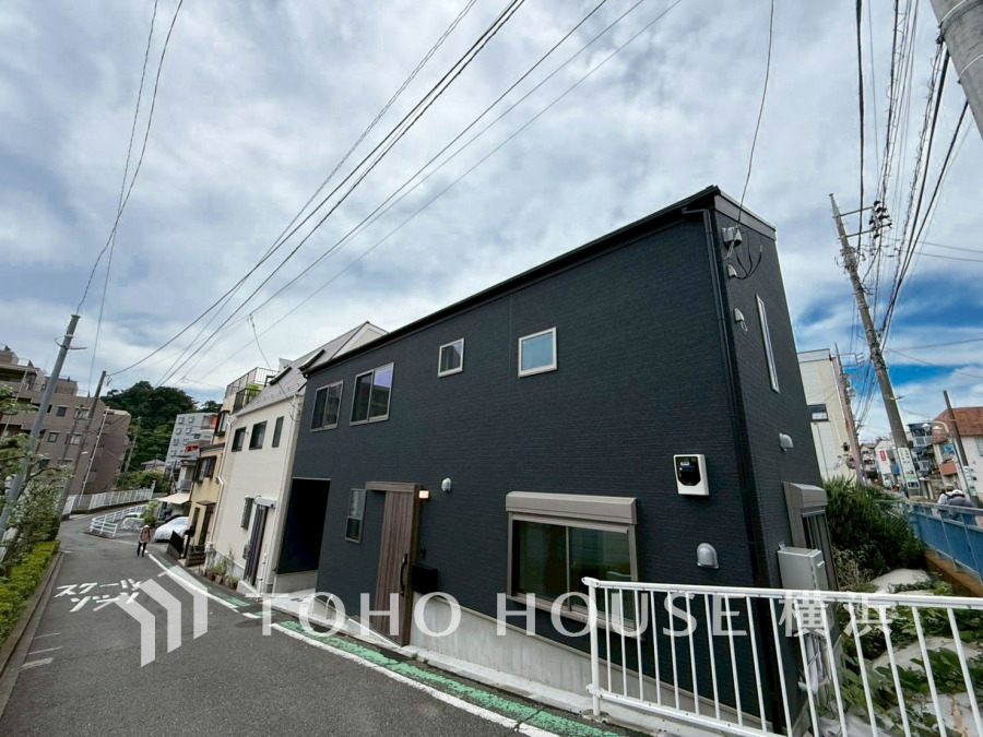 時間のゆとりと空間、爽やかな陽光がもたらす光と風を贅沢なまでに感じる暮らしが始まります。