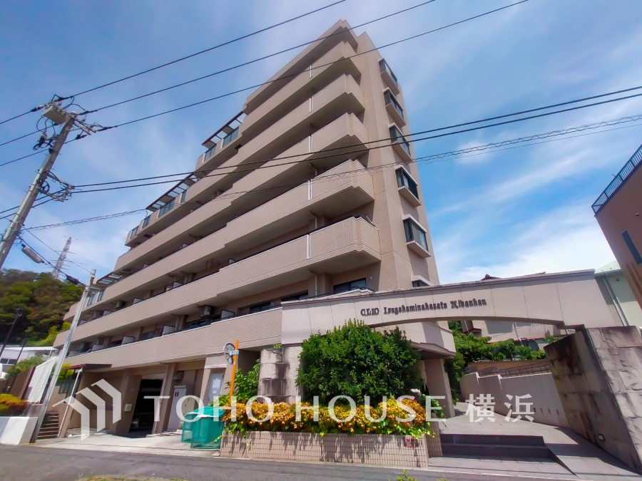 流行に左右されず、将来に渡って価値が継続する「上質」な佇まい。お洒落な雰囲気や自然の潤い、親しみやすさといった個性を、街に新たな価値をもたらし続ける。