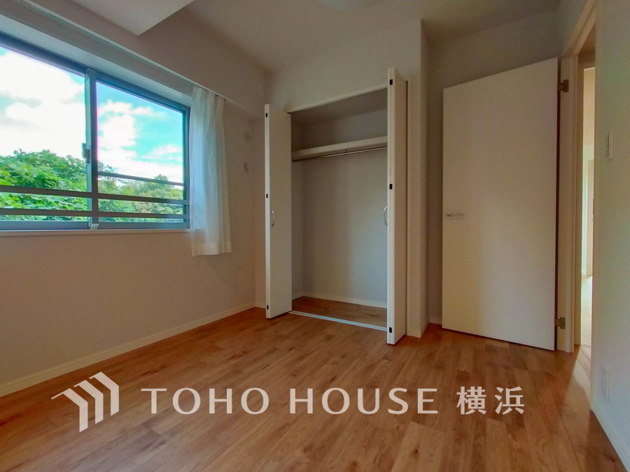 感性を育むプライベートルームはシンプルでスマートな空間。好みの空間で読書をしたり、音楽を聞いたりと一人の時間も充実したものにできます。