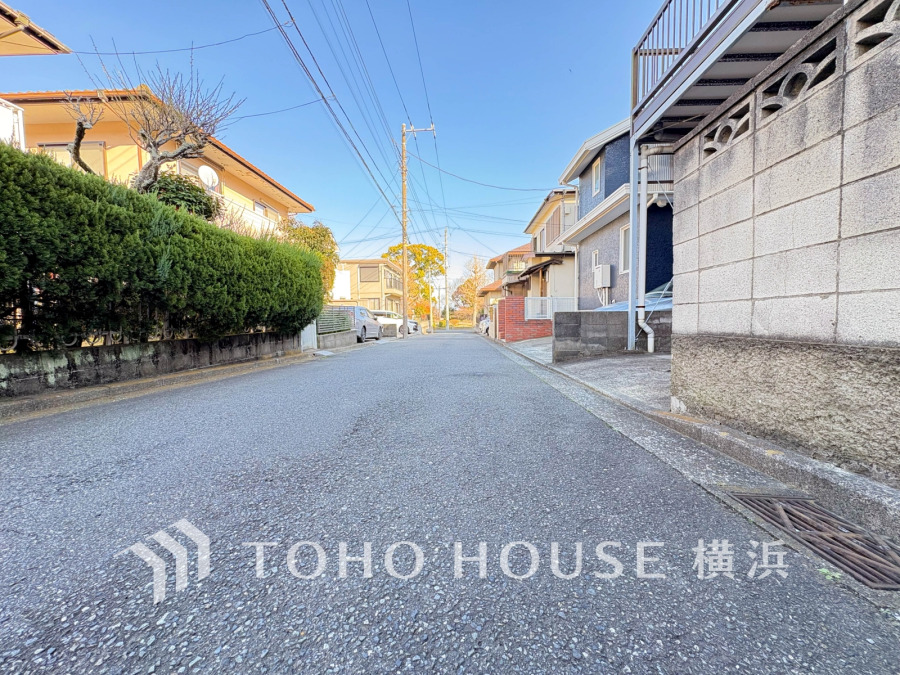 忙しく過ぎゆく日常を置き去るほど、ゆったりした時間が流れる住環境。『快適』は「家」と「街」と「環境」が調和した時に訪れるだと改めて感じさせてくれます。