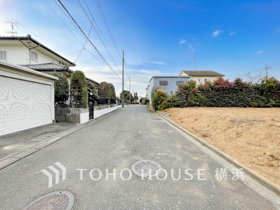 家の良し悪しだけでなく周辺環境も重要なポイント。それは月日が経つ事で「近くにあるもの」から「家の財産」へとイメージが変わってくる事を身体が理解しているからだと思います。（2026年1月）撮影