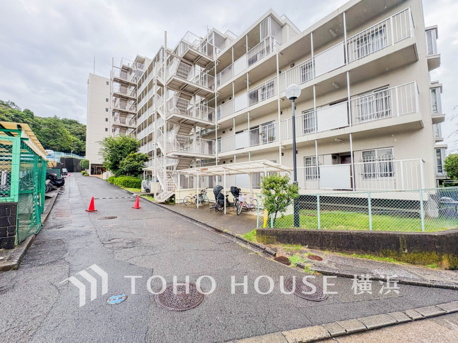 流行に左右されず、将来にわたって価値が継続する「上質」な佇まい。おしゃれな雰囲気や自然の潤い、親しみやすさといった個性を、街に新たな価値をもたらし続ける。
