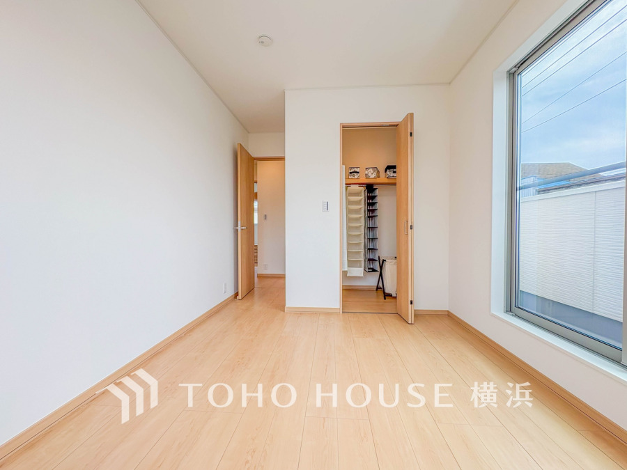 感性を育むプライベートルームはシンプルでスマートな空間。好みの空間で読書をしたり、音楽を聞いたりと一人の時間も充実したものにできます。