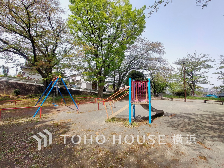 尾月第一公園まで　約250ｍ