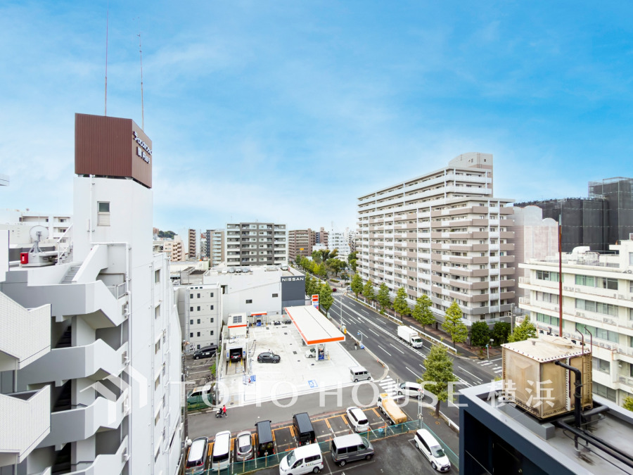 開放感があり、遮るものもなく気持ちのいい景色が広がります。お部屋にも爽やかな風と暖かく柔らかな日差しが差し込み、毎日の暮らしを豊かに彩ります。