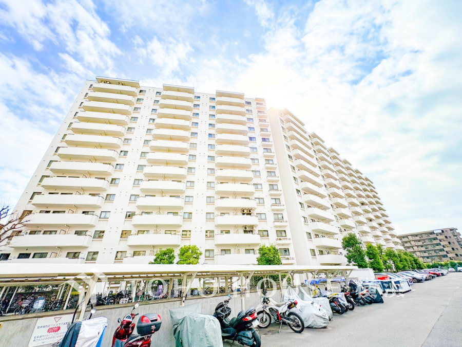 総戸数251戸のビッグコミュニティにつき管理体制も良好です。