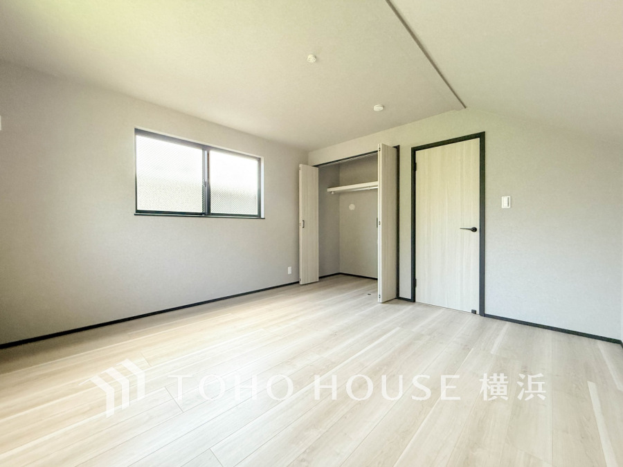穏やかな寛ぎを届ける上質仕様のゆとりあるお部屋。自分時間を充実させながら心豊かにできるプライベート空間。