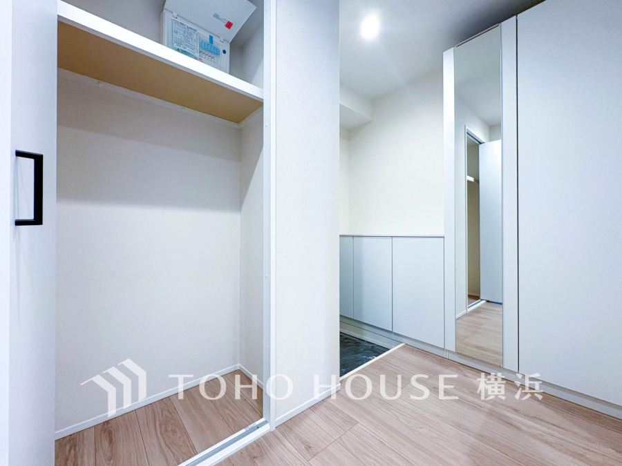 暮らし心地を大きく左右する収納を、適材適所に配置し使い勝手を考慮しました。空間を余すところなく有効利用した収納は生活空間をより上質なものにしてくれるでしょう。