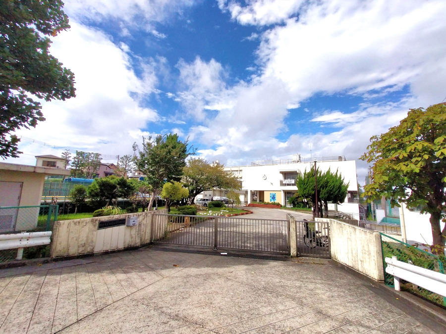 横浜市立洋光台第一中学校　約1200ｍ
