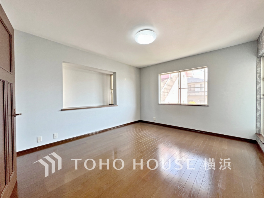 穏やかな寛ぎを届ける上質仕様のゆとりあるお部屋。自分時間を充実させながら心豊かにできるプライベート空間。