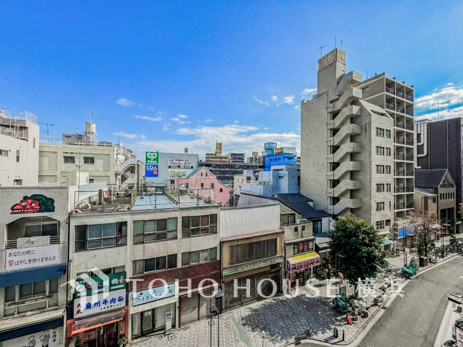 時の流れと共に装いを変える街の景観を独り占め。この街ならではの美しい風景を心ゆくまでお楽しみ下さい。
